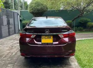 Honda Grace 2015 Car (Used)