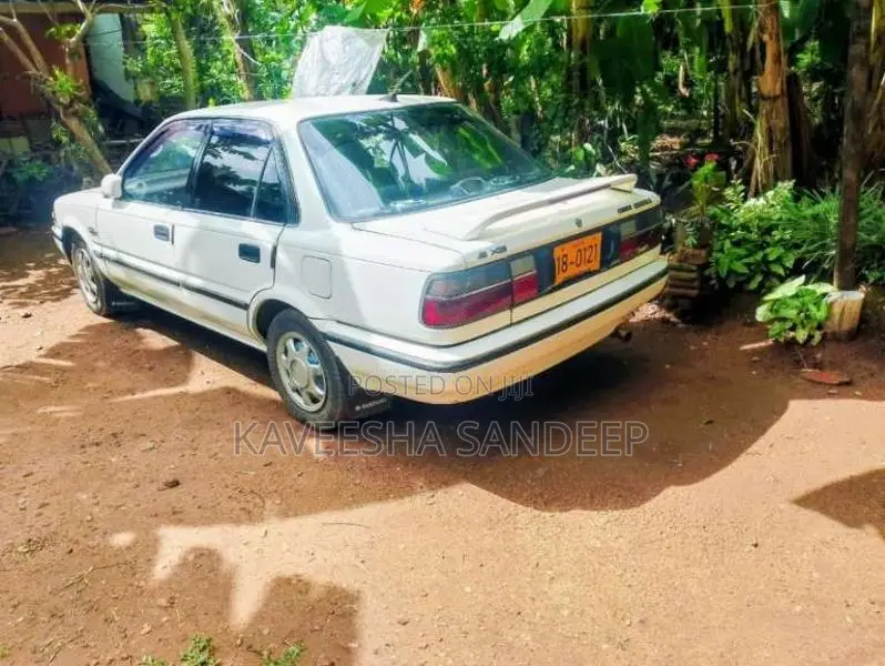 Toyota Corolla 1990 Car (Used)