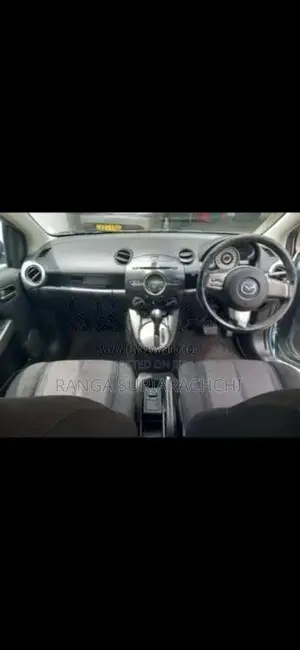 Mazda 2 2011 Car (Used)