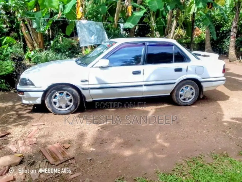 Toyota Corolla 1990 Car (Used)