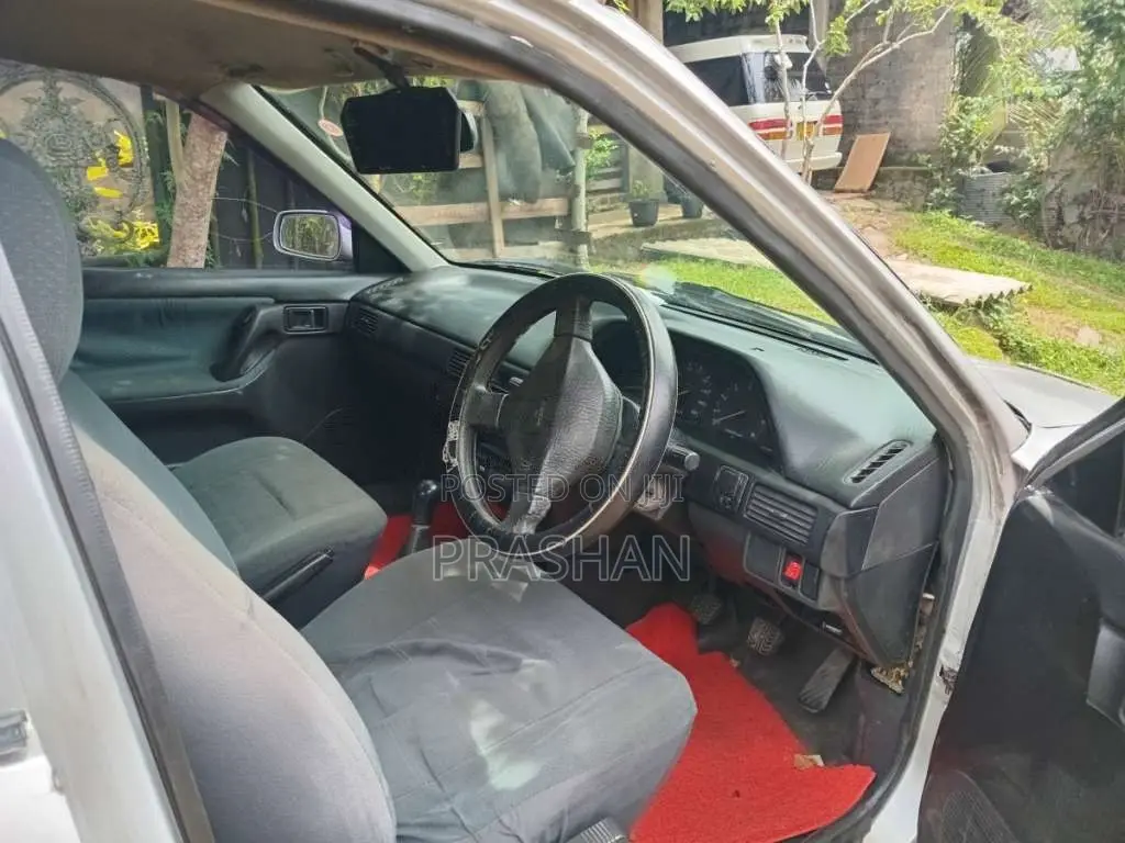 Mazda 323 1993 Car (Used)