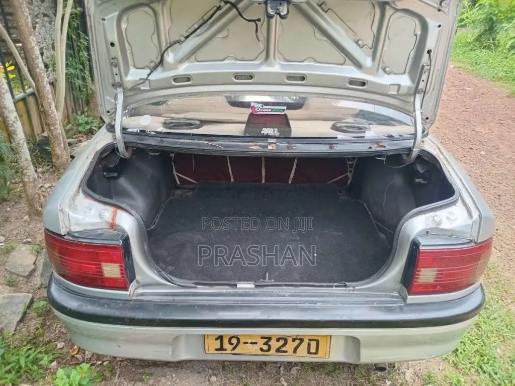 Mazda 323 1993 Car (Used)