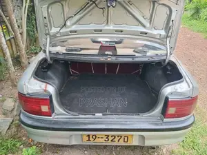 Mazda 323 1993 Car (Used)