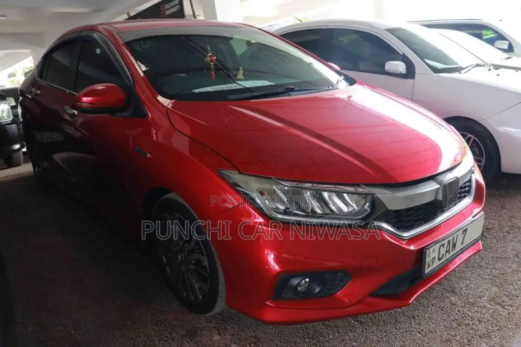 Honda Grace 2017 Car (Used)