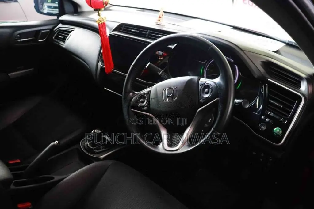 Honda Grace 2017 Car (Used)