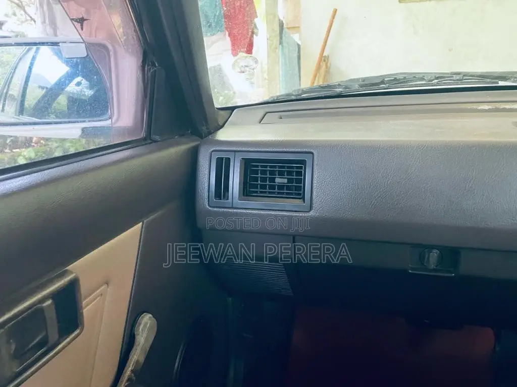 Nissan Trad Sunny 1986 Car (Used)