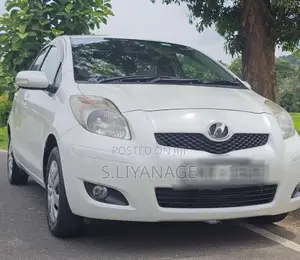 Toyota Vitz 2010 Car (Used)