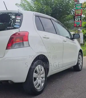 Toyota Vitz 2010 Car (Used)