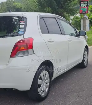Toyota Vitz 2010 Car (Used)