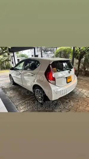 Toyota Aqua 2015 Car (Used)