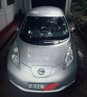 Nissan Leaf 2012 Car (Used)
