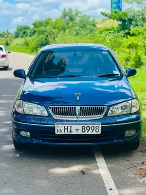 Nissan N16 2000 Car (Used)