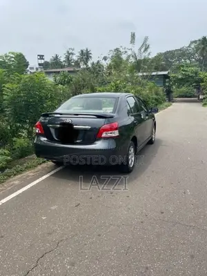 Toyota Belta 2009 Car (Used)