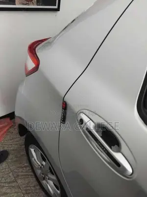 Toyota Vitz 2017 Car (Used)
