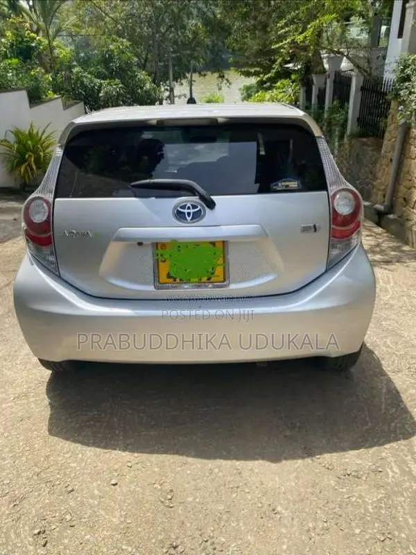 Toyota Aqua 2014 Car (Used)
