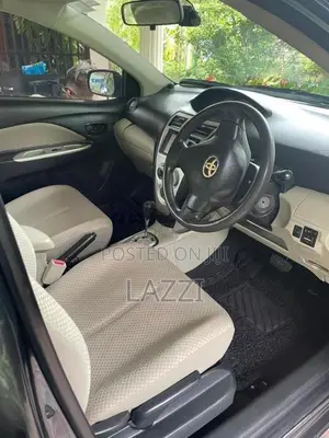 Toyota Belta 2009 Car (Used)