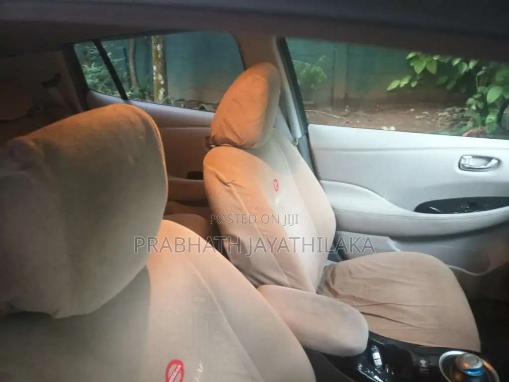 Nissan Leaf 2012 Car (Used)