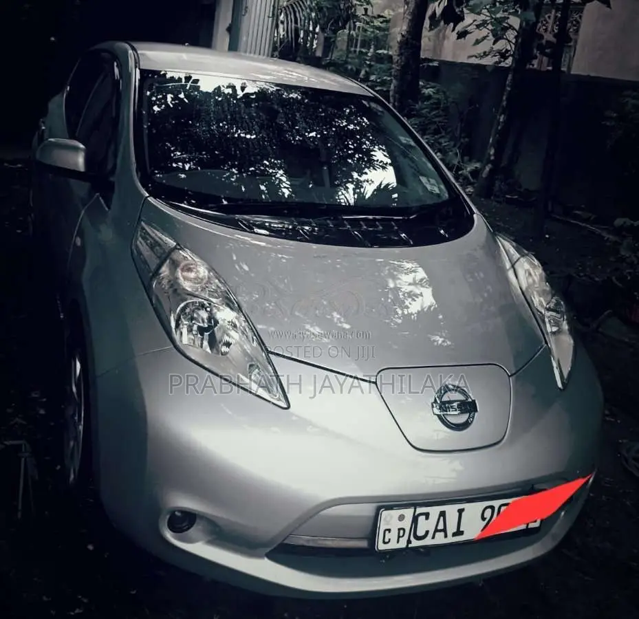 Nissan Leaf 2012 Car (Used)