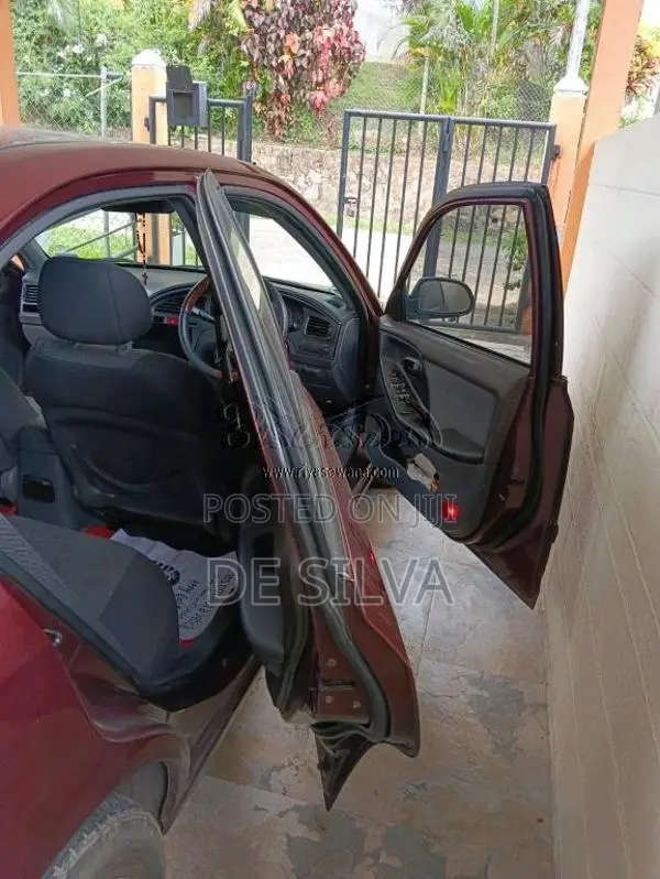 Hyundai Elantra 2004 Car (Used)