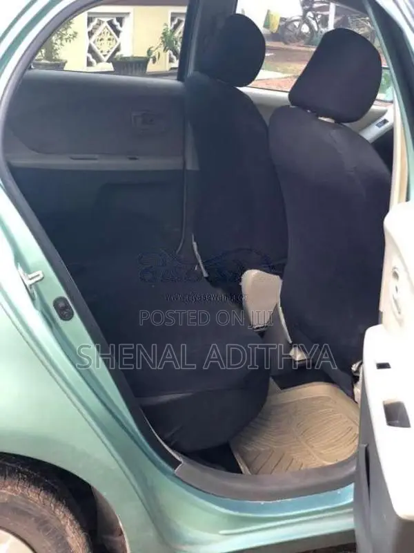Toyota Vitz 2008 Car (Used)