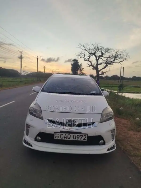 Toyota Prius G Touring 2014 Car (Used)