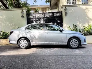Toyota Axio 2023 Car (Used)