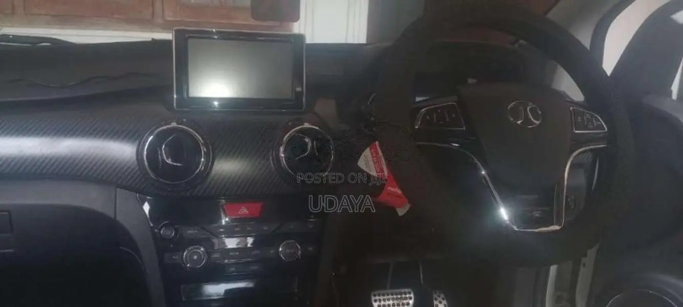 Micro X25 2019 Car (Used)