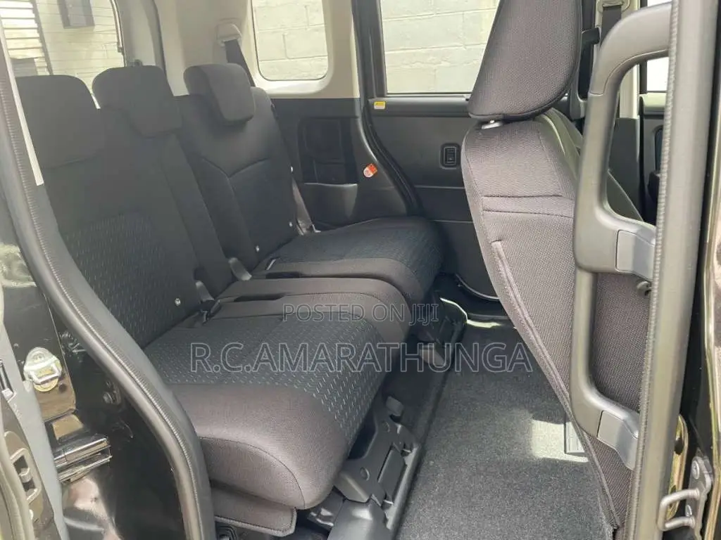 Toyota Roomy Custom G Turbo 2025 Car Unregistered (Recondition)