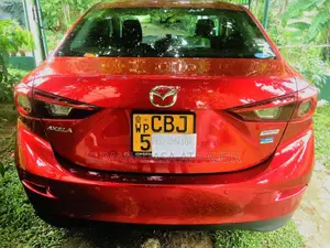 Mazda Axela 2018 Car (Used)