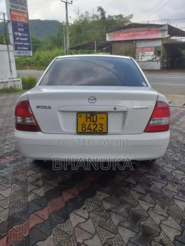 Mazda Familia 2000 Car (Used)