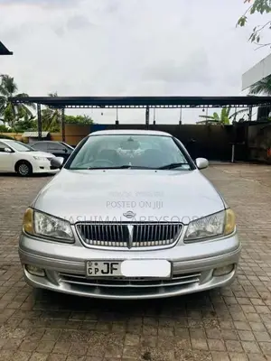 Nissan Sunny 2001 Car (Used)