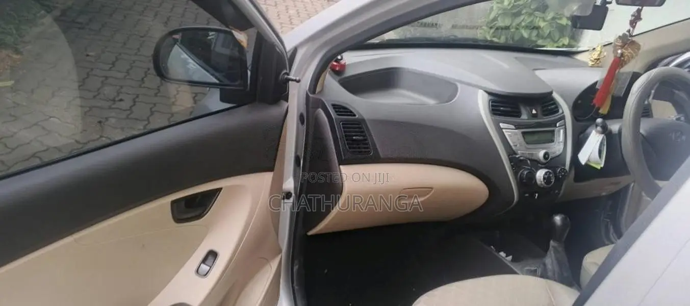 Hyundai Eon Magna 2017 Car (Used)