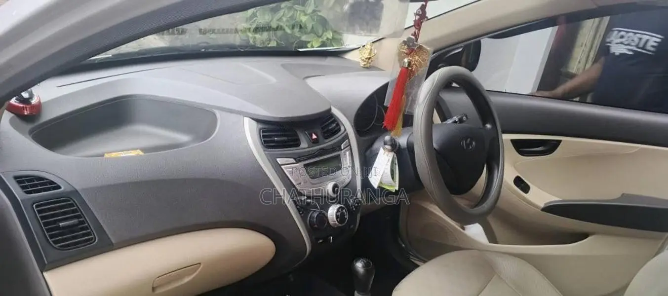 Hyundai Eon Magna 2017 Car (Used)