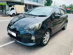 Toyota Aqua G Grade 2013 Car (Used)