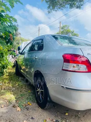 Toyota Belta 2009 Car (Used)