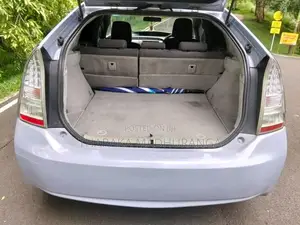 Toyota Prius 2010 Car (Used)