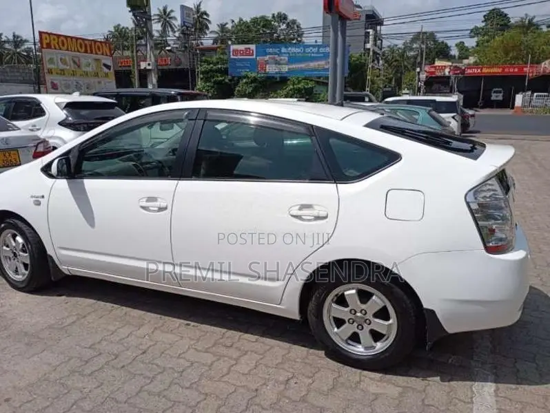 Toyota Prius 2008 Car (Used)