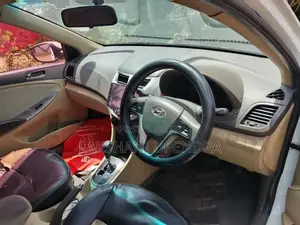 Hyundai Accent 2011 Car (Used)