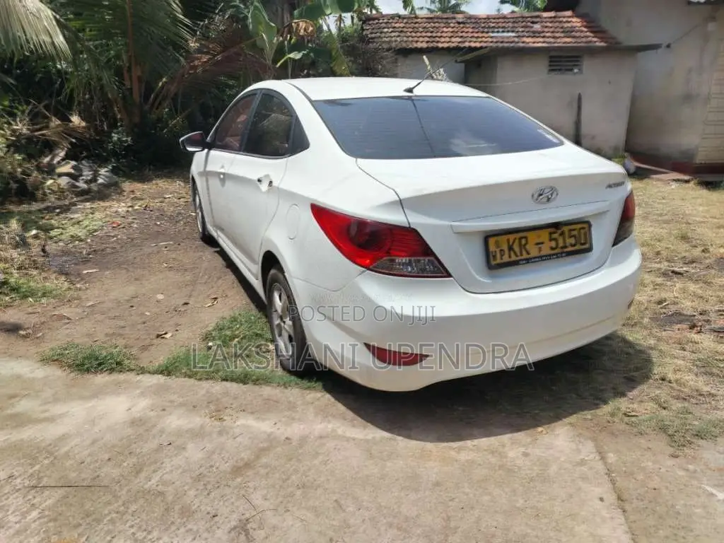 Hyundai Accent 2011 Car (Used)