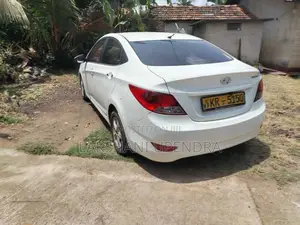 Hyundai Accent 2011 Car (Used)