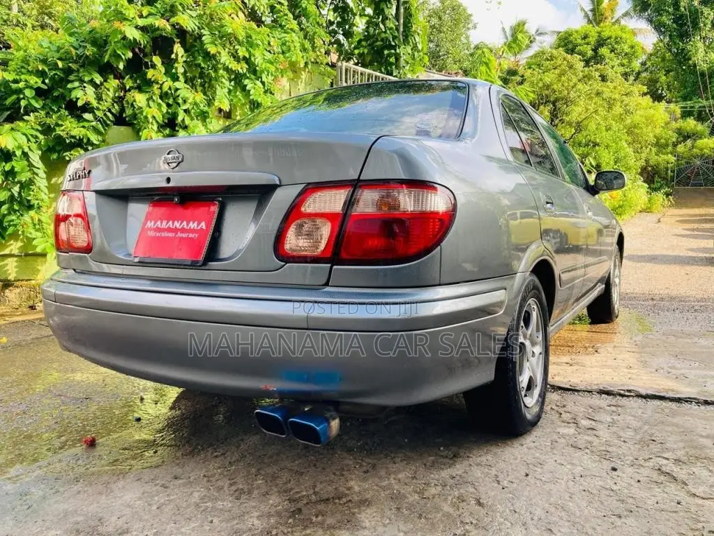 Nissan Bluebird 2004 Car (Used)