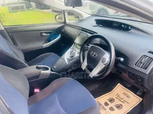 Toyota Prius 2012 Car (Used)