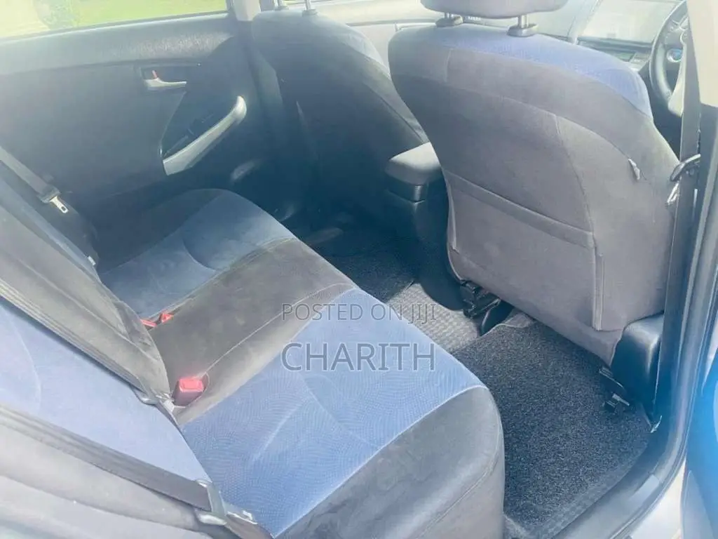 Toyota Prius 2012 Car (Used)
