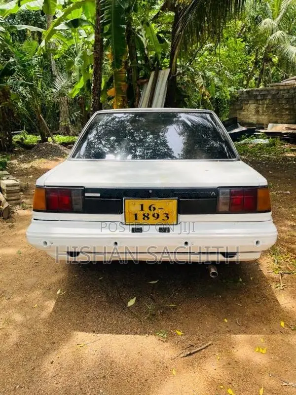 Toyota Carina 1988 Car (Used)