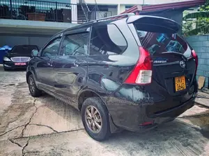 Toyota Avanza 2012 Car (Used)