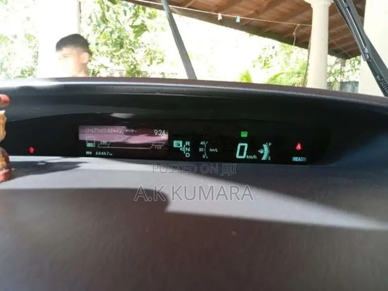 Toyota Prius 2014 Car (Used)