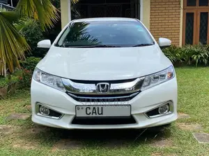 Honda Grace EX 2017 Car (Used)
