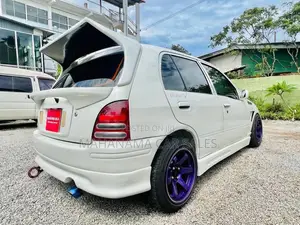 Toyota Starlet 2000 Car (Used)