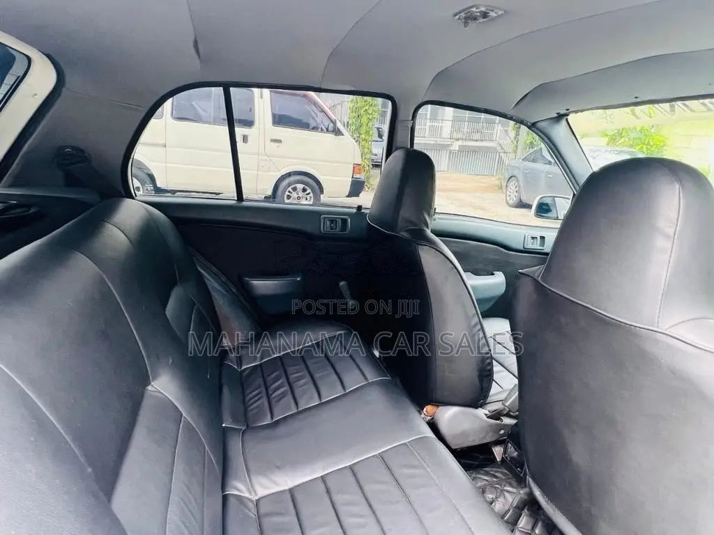 Toyota Starlet 2000 Car (Used)
