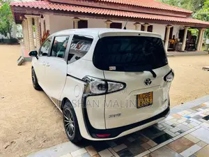 Toyota Sienta 2019 Car (Used)